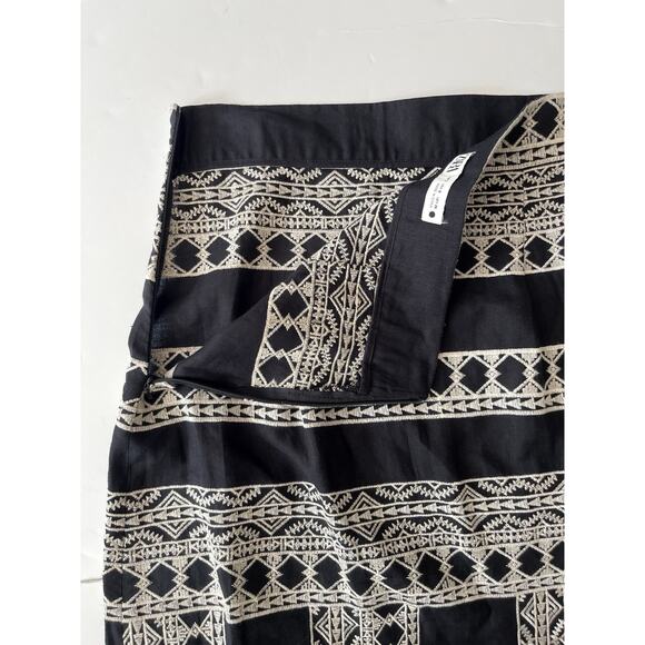 Zara Maxi Linen Blend Skirt S Black Embroidered Aztec Ruffled Western Cottage - Picture 9 of 9